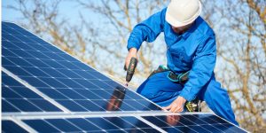 Installation Maintenance Panneaux Solaires Photovoltaïques à Esse